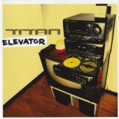 Titán - Elevator