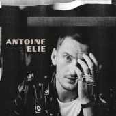 Antoine Elie - Clopes, sky-cola